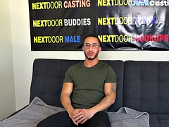 Bisex spex stud enjoys solo masturbating on audition